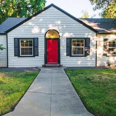 Lovely House Near Downtown, Home Away From Home! チコ エクステリア 写真